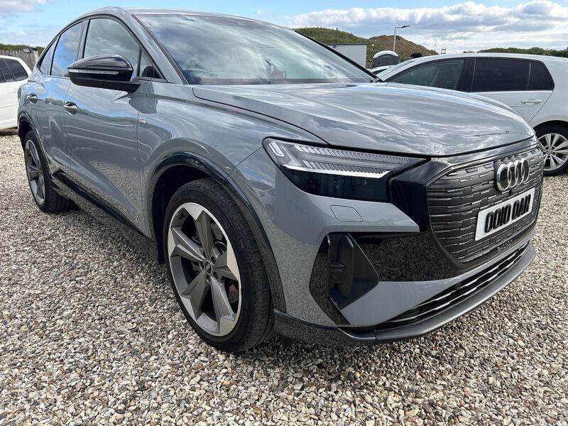 AUDI E-TRON